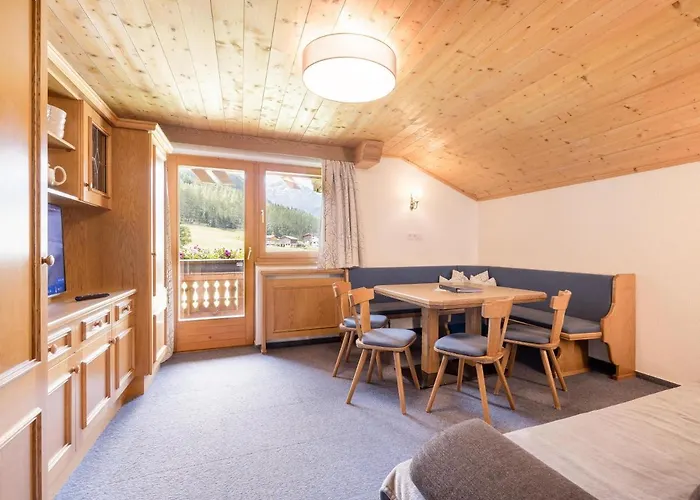 Kraxner Daire Sölden